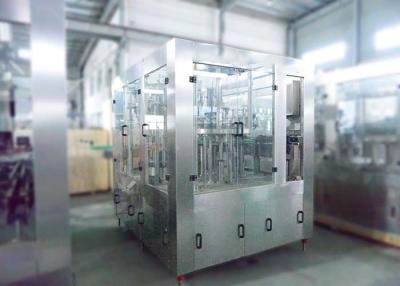 Chine 3 DANS 1 machine de remplissage carbonatée de boisson facile fonctionnez pour des bouteilles d'ANIMAL FAMILIER à vendre