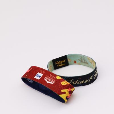 Chine Matériel tissé par Ev1 ultra-léger réutilisable de tissu élastique de bracelets de festival de NFC213 RFID à vendre