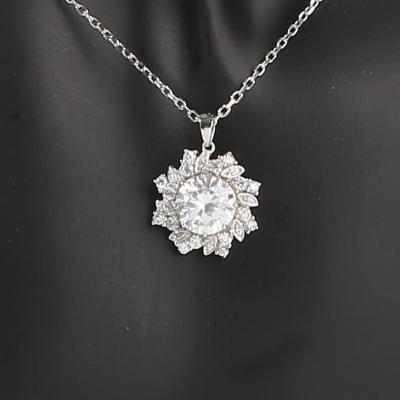 中国 日曜日のペンダント925の女性のための銀製の宝石用原石のペンダントの人格宝石類のトーテム力 販売のため