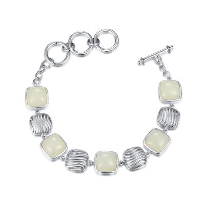 Chine Lucky Stone 925 Sterling Silver Gemstone Bracelet 10x10mm Jade Bead Bracelet blanche à vendre