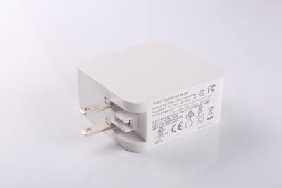 China adaptador universal de la pared del enchufe de alimentación por USB del adaptador 15V 20V 5V 12V de 60W USB C en venta