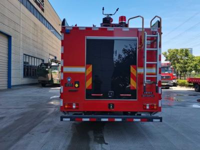 China HOWO Water Tank Fire Truck 7000 X 2370 X 3370MM Fire Fighting Vehicle 40L/S for sale