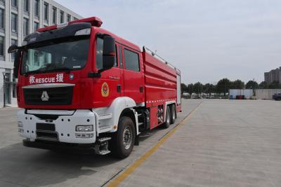Chine PM170/SG170 Camion de pompiers réservoir d'eau eau 11800L mousse 5000L véhicules de lutte contre les incendies à vendre