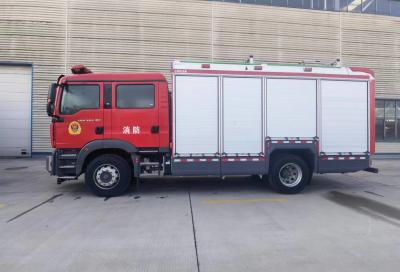 China AP60 6000L Foam Fire Truck  6 Persons Tanker Fire Truck 0.8MPA 48L/S for sale