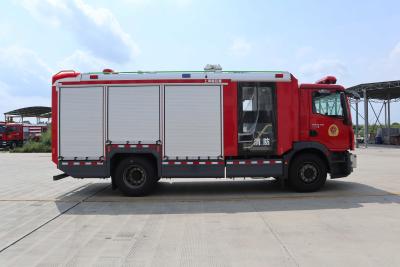 Κίνα 8.4M Φουσκωτό Πυροσβεστικό Φορτηγό 8400 X 2530 X 3600MM Αντλία Τάνκερ Πυροσβεστικά Φορτηγά προς πώληση