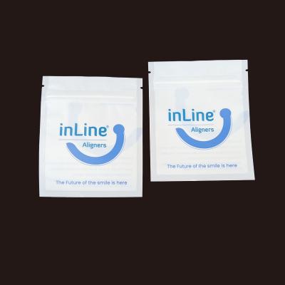 China Matte Black Small Reusable Ziplock Packaging Bags For Clear Invisible Aligners Bag Orthodontic Remover Packing Bags Te koop
