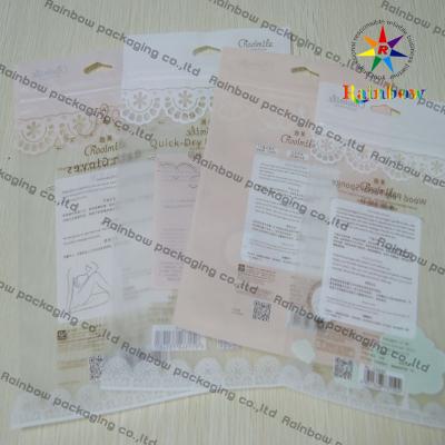 中国 優秀な印刷を用いるプラスチック表面フィルム/化粧品の包装袋 販売のため