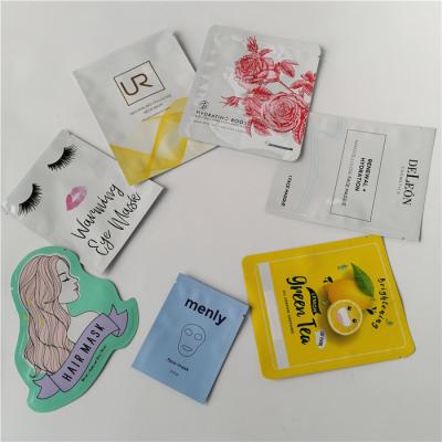 China Yellow glossy customized cosmetic packaging bag / foil flat green tea flavour skincare pouch for sale