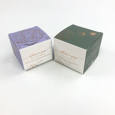 Chine Le boîte-cadeau de papier adapté aux besoins du client de luxe matériel de papier qui respecte l'environnement composent la boîte de cosmétiques de boîtes avec le logo adapté aux besoins du client de forme à vendre