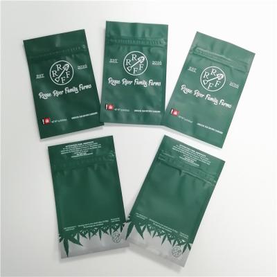 Chine sucreries gommeuses de vente chaudes tenant les sacs faits sur commande de poche d'aluminium d'emballage de sucrerie de mylar de doypack à vendre