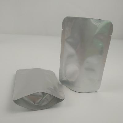 Chine Sac argenté argenté clair fait sur commande d'emballage de stockage de nourriture de Mylar de papier d'aluminium de soudure à chaud de poche de papier d'aluminium avec l'entaille de larme à vendre