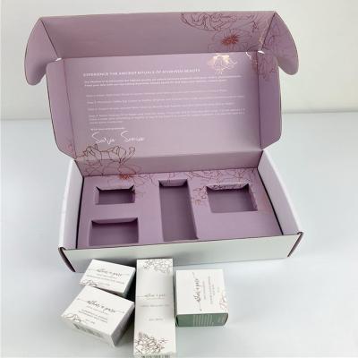 China Caja de envío acanalada cosmética de empaquetado de limpiamiento del correo de las cajas del gel del espray de la botella de cara de crema del papel de la caja por encargo de la muestra en venta