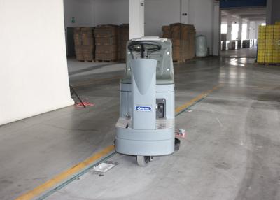 China Three Seamless Anti - Skid Wheels Ride On Floor Cleaning Machines With Double Brush for sale