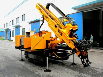 China Long Feeding Stroke Engineering Drilling Rig , Full Hydraulic Crawler Drilling rig for sale