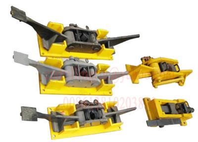 China Diamond Core Drilling Tools Foot Clamp Dead Weight Clamp And Jaws For Drilling for sale