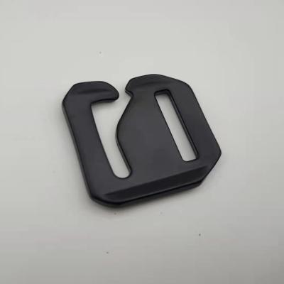 China Customized 34.3mm*20.5mm Plastic G Hooks For Webbing for sale
