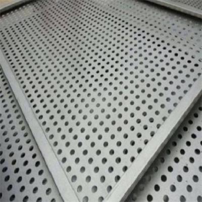 China Hoja perforada galvanizada de acero de acero perforada de la hoja Q235 del agujero redondo en venta