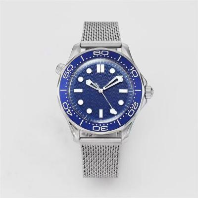 China Stainless Steel Waterproof Wrist Watch 10mm Case Thickness For Accurate Time Display for sale