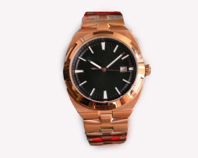 China Reloj de pulsera de color dorado resistente al agua CR2025 Batería 20mm ancho de banda en venta