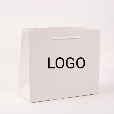 Chine White Card Packing Bag Monochrome Horizontal Portable Paper Bag à vendre
