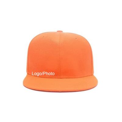 China Wear Resistant Print Baseball Caps 5 Panel PVC Logo  Custom  Waterproof Laser Cut Perforated Hole Cap à venda