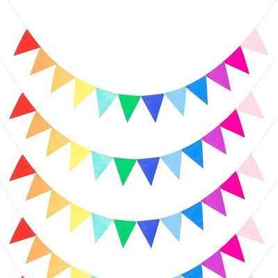 China Assembled Rainbow Banners Portable Colorful Triangle Flag Garland Te koop
