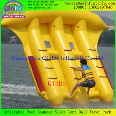China Customzied Inflatable Flying Fish Tube Towable Inflatable Banana Boat Flying Fish for sale
