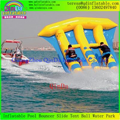 China Free Shipping 0.9mm PVC Tarpaulin 4 Person Inflatable Flying Fish Boat For Surfing for sale