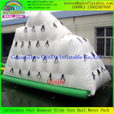 China Iceberg inflável da água do parque de diversões para adultos e crianças, grandes iceberg infláveis à venda