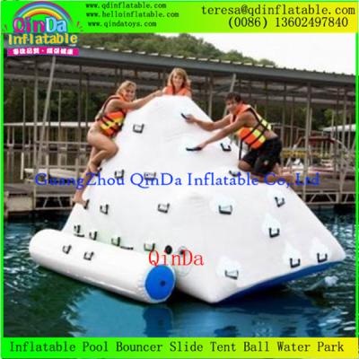 China Best Selling Funny Outdoor Commercial Grade Vinyl Tarpaulin White Inflatable Water Iceberg for sale