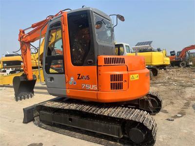 China Used Hitachi ZX75US Mini Excavator Used 7.5 Ton Hitachi ZX75 Mini Excavator Digger à venda
