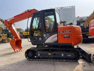 中国 7 Ton Used Hitachi ZX70 Mini Excavator Mining Excavator With Blade 販売のため