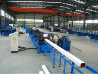 China Size Quick Change Cassette Type Round Pipe Roll Former Flying Track Sawing Cutting for sale