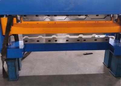 China PLC Trapezoidal Metal Roofing Sheet Roll Forming Machine Big Production Capacity for sale