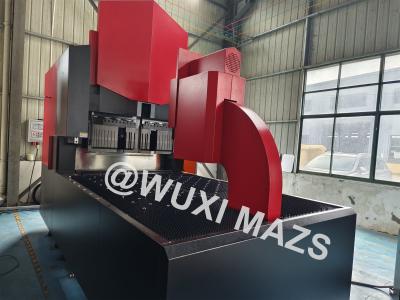 China Máquina de flexión automática de acero de 1400 mm a 2500 mm para paneles de chapa de metal en venta