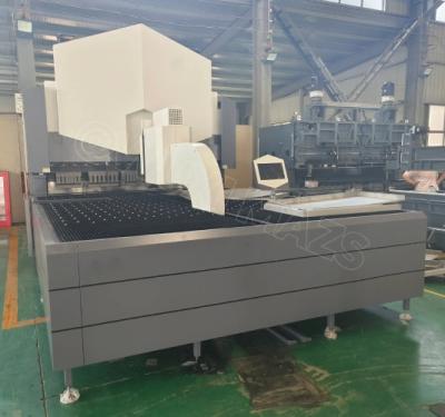 Chine 2mm feuille CNC Panneau automatique pliant en acier inoxydable Plaque machine de pliage de plaque 200mm à vendre