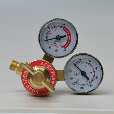 China Double-head Pressure Regulator with Brass Bar Body Material and Adjustable Pressure for sale