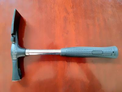 China B-Type Mason's Hammer(XL0156) with Steel Handle and powder coated surface in hand tools, tools for sale