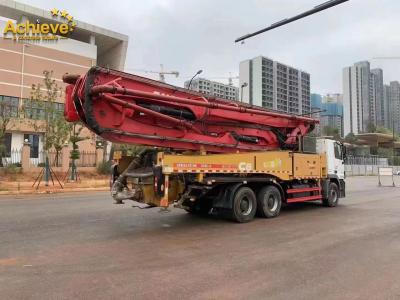 Chine SANY SY56 RZ6 Camion-a monté le pliage de la pompe concrète w/6-arm et la portée verticale de 56m à vendre