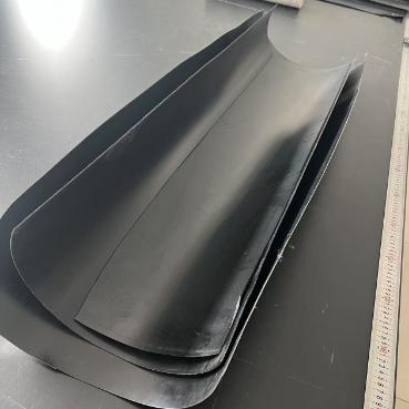 China 1,5 mm HDPE-Geomembran mit spezieller chemischer Beständigkeit für Bergbau-Laugungsfelder for sale