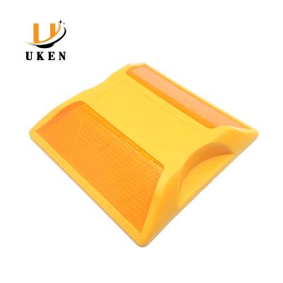 China Square Plastic Road Stud Yellow White Raised ABS Zebra Crossing Reflective Markers for sale