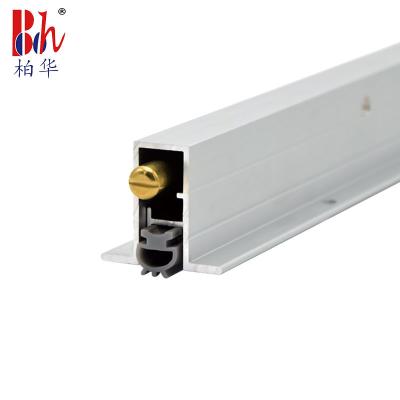China La prueba inferior encubierta de los sonidos del sello de la puerta automática Weatherstrips 15*30m m en venta