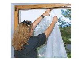 Chine Kit de moustiquaires pour fenêtre blanche pour fenêtre domestique Kit de moustiquaires avec hameçons Veclro à vendre
