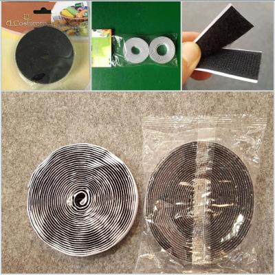 China Nylon Plastic Velcro Hook And Loop Fastener Glue Magic Tape Velcro Cable Ties for sale