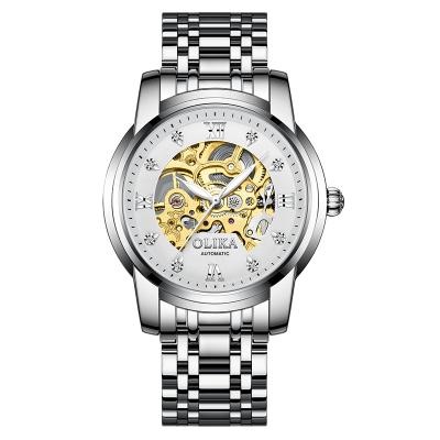 Chine Boîtier en alliage étanche de luxe 5ATM de montre-bracelet pour hommes creux de marque originale à vendre