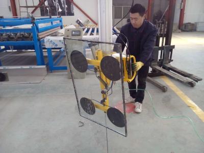 China Herramientas de elevación de maderas del vidrio de cristal con pilas del levantador con servicio de ultramar del ingeniero en venta