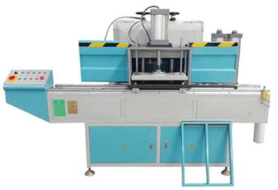China Portas e máquinas da fabricação de Windows/máquina de alumínio resistentes moinho de extremidade à venda