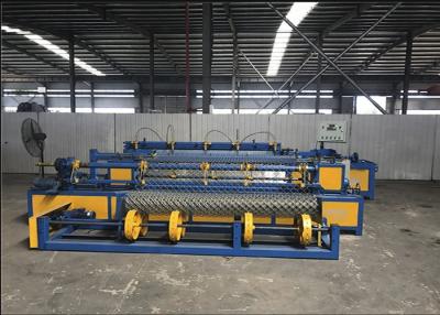 China Steel Diamond Mesh Fencing Machine / Automatic Chain Link Fencing Machine 380V for sale