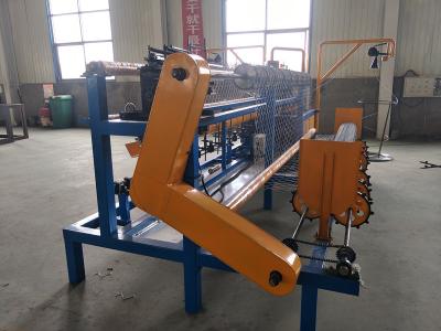 China 5x5cm Heavy Duty 1.8m Height Chain Link Machine Fully Automatic for sale