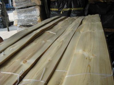 China Sliced Natural Knotty Pine Wood Veneer Sheet for sale